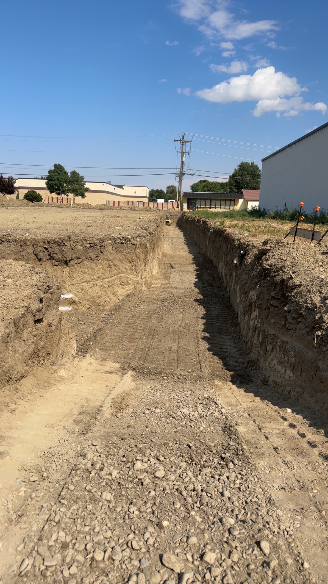 Blue Creek Excavation Team Working